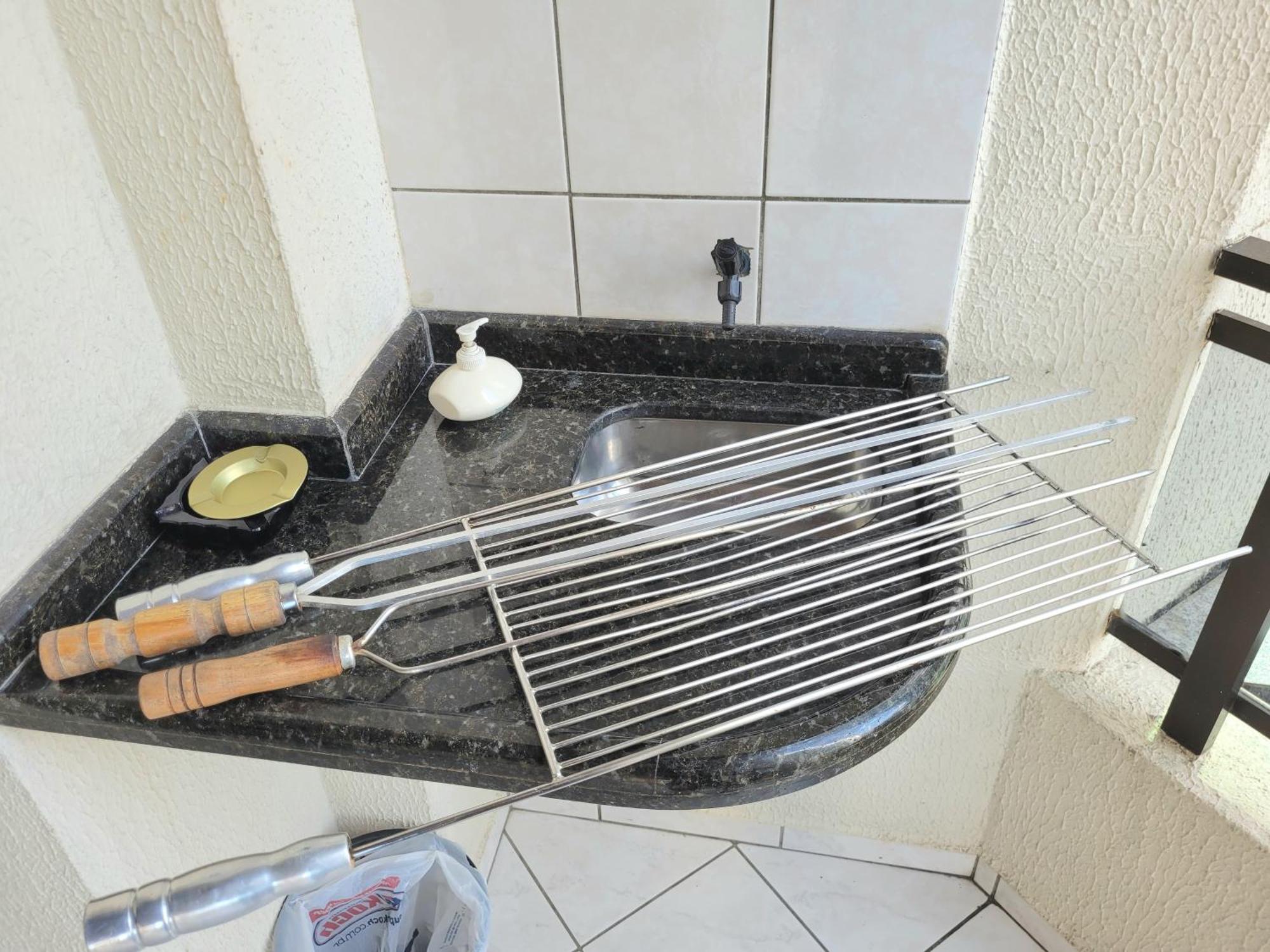 Apartamento 200 Metros Da Praia 03 Quartos Com Ar Condicionado - Meia Praia - Itapema Eksteriør bilde